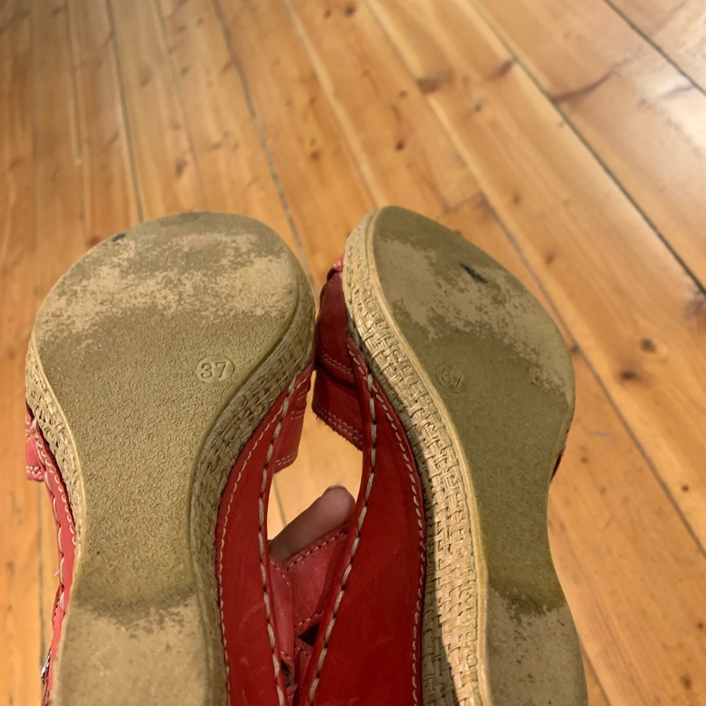 Pajar Sandals - Picture 4 of 4